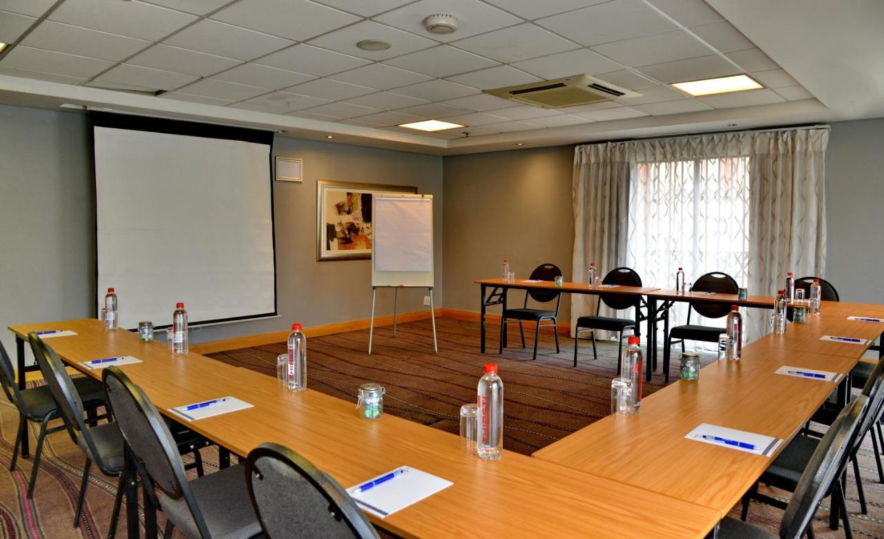 Anew Hotel Roodepoort Johannesburg Экстерьер фото